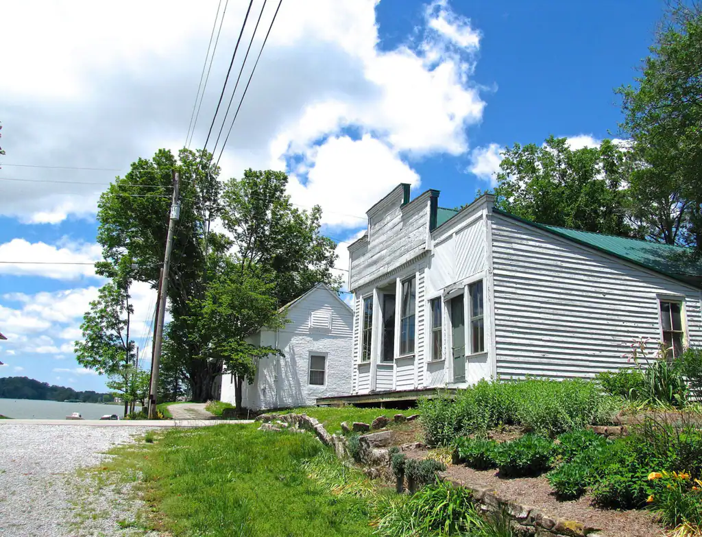 The old Harper Brothers Store in Louisville, Tennessee